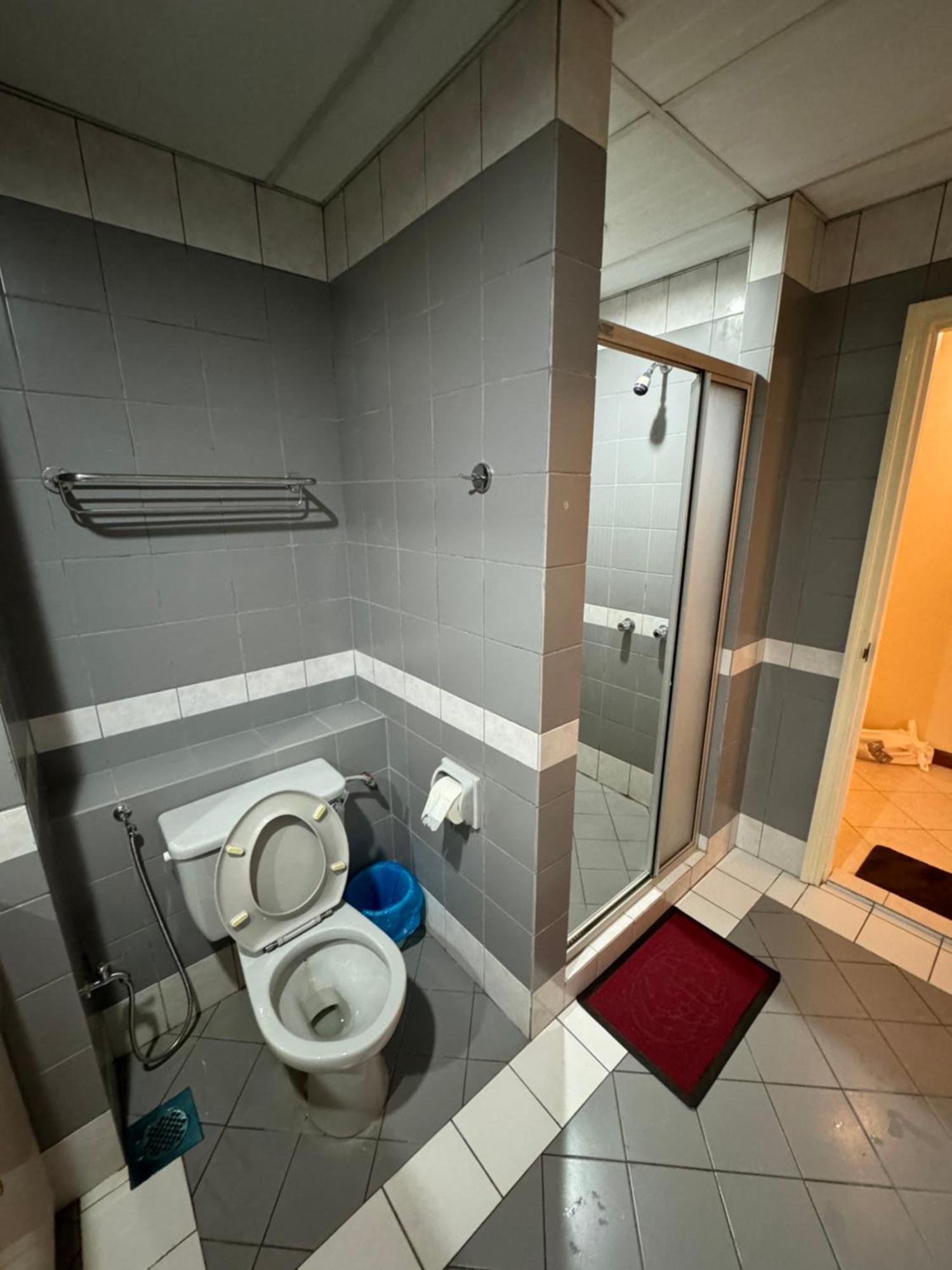 Riverview Home @Waterfront Kch كوشنج المظهر الخارجي الصورة